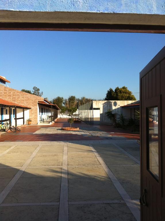 Alentejo Pig Dog Surf Camp Hotel Palhota Екстериор снимка